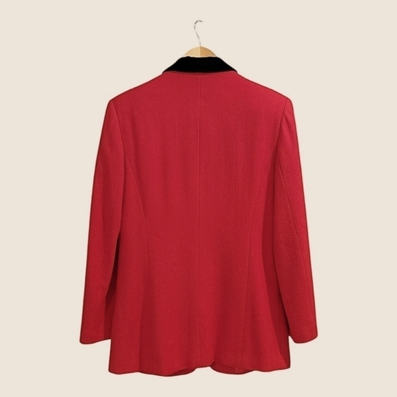 BLOOMINGDALES, 100% WOOL RED BLAZER, EXCELLENT CONDITION, SIZE 10. - Picture 3 of 6